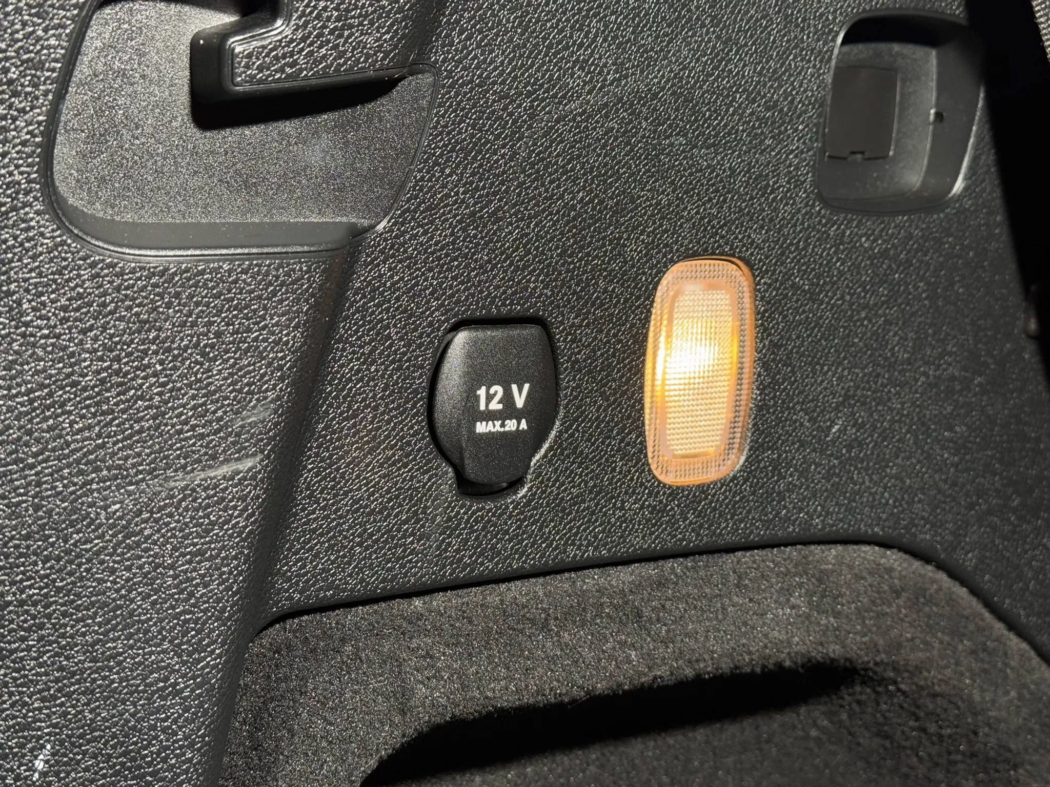 Used 2016 Mercedes-Benz GL 450 4MATIC w/ Premium I Package image 16