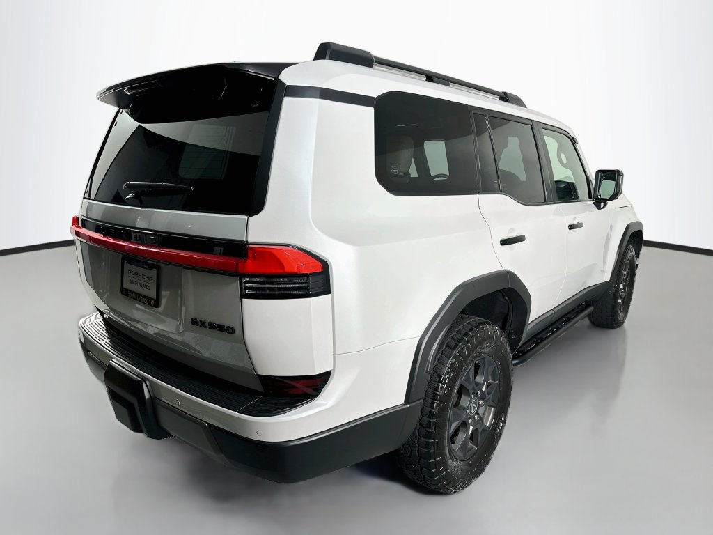Used 2024 Lexus GX 550 AWD/4WD image 9