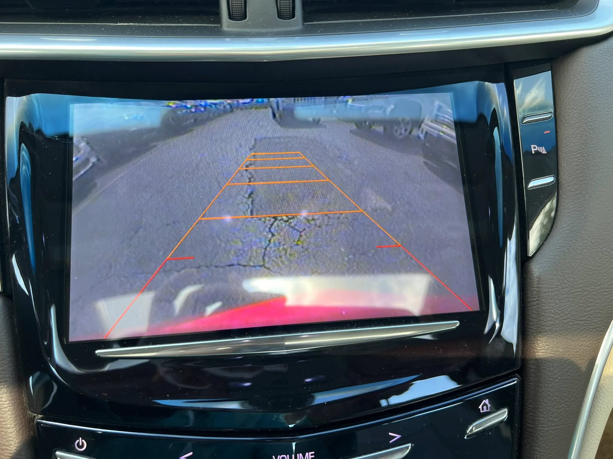 Used 2013 Cadillac XTS Luxury FWD image 15