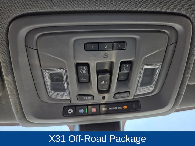 Used 2020 GMC Sierra 1500 SLT w/ SLT Premium Plus Package AWD/4WD image 32
