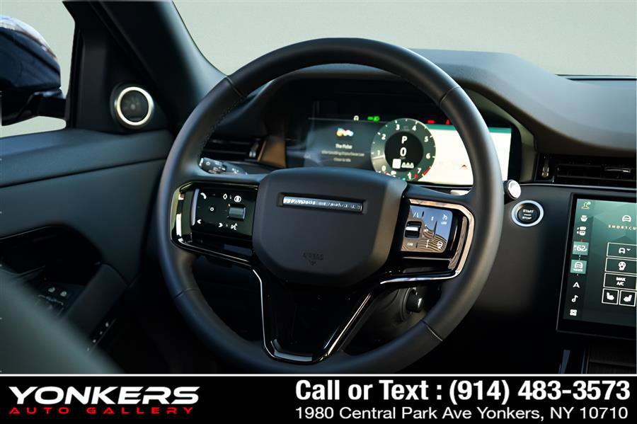 Used 2024 Land Rover Range Rover Evoque S image 34