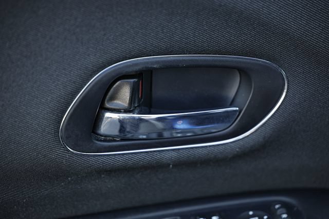Used 2021 Honda HR-V EX image 15