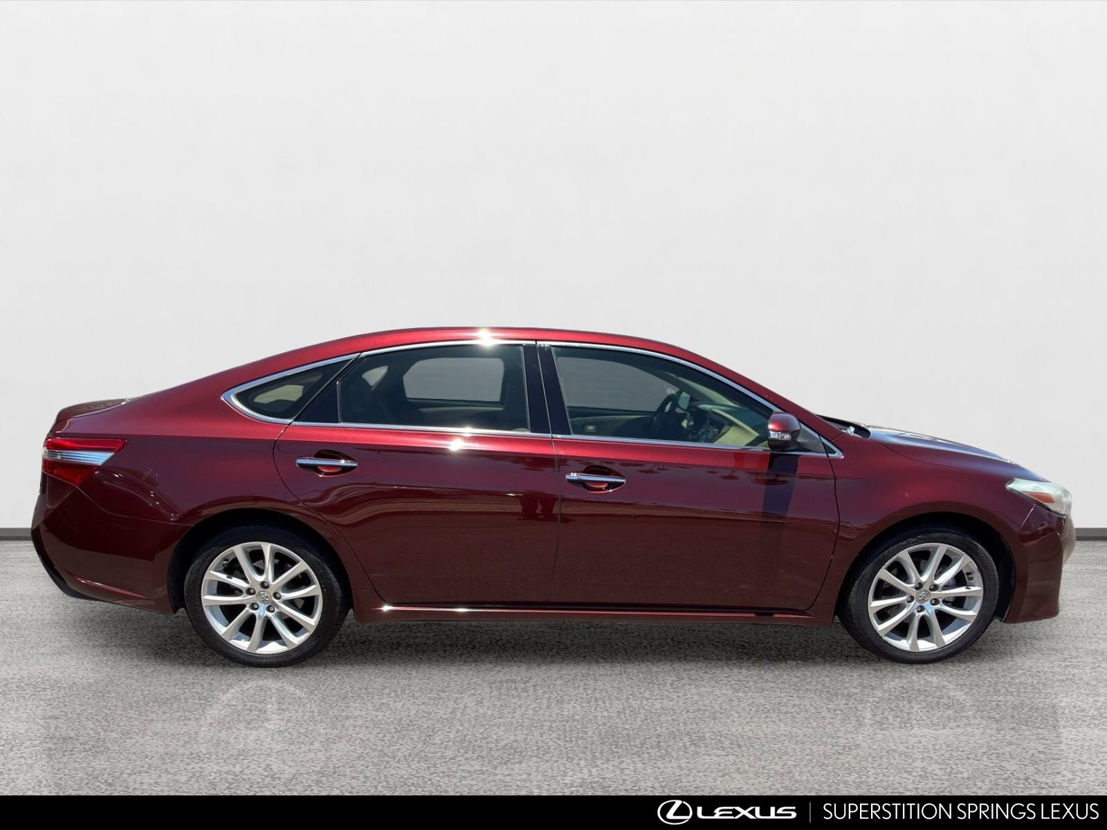 Used 2013 Toyota Avalon XLE Touring FWD image 3