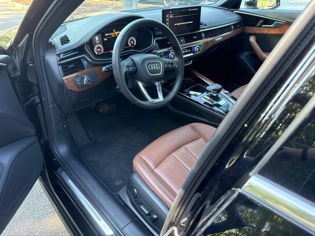 Used 2022 Audi A4 2.0T Premium Plus w/ Premium Plus Package AWD/4WD image 16