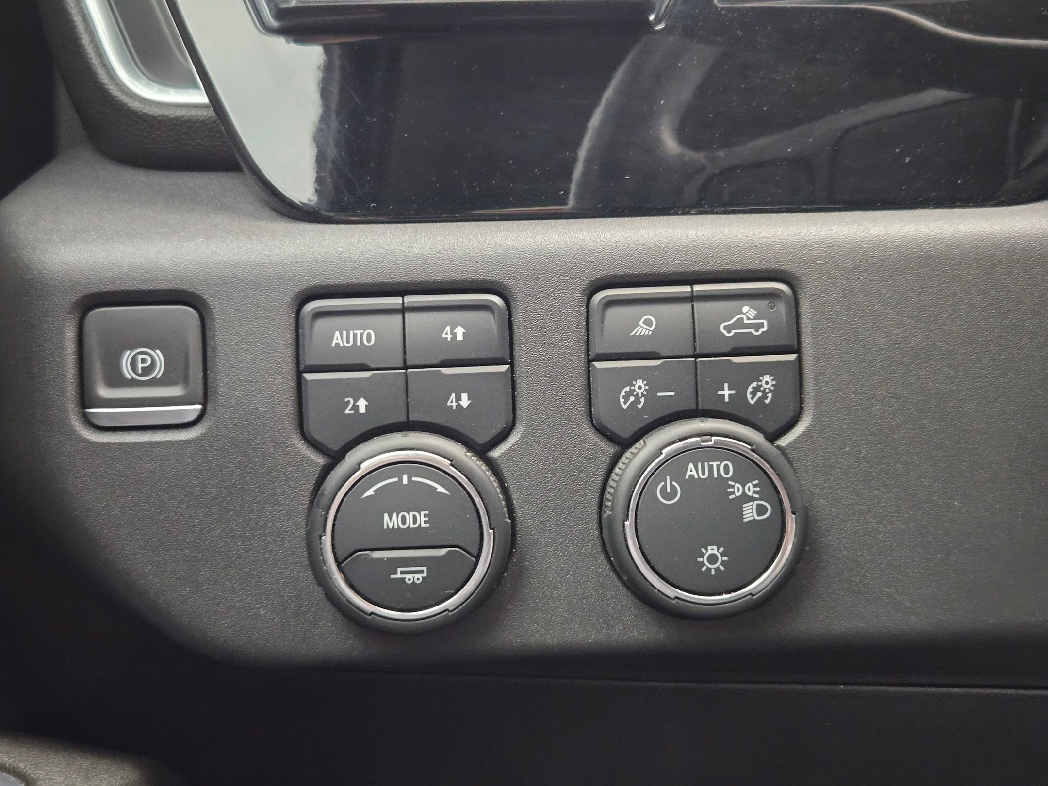 Certified 2024 Chevrolet Silverado 1500 LT w/ Texas Edition Plus image 25