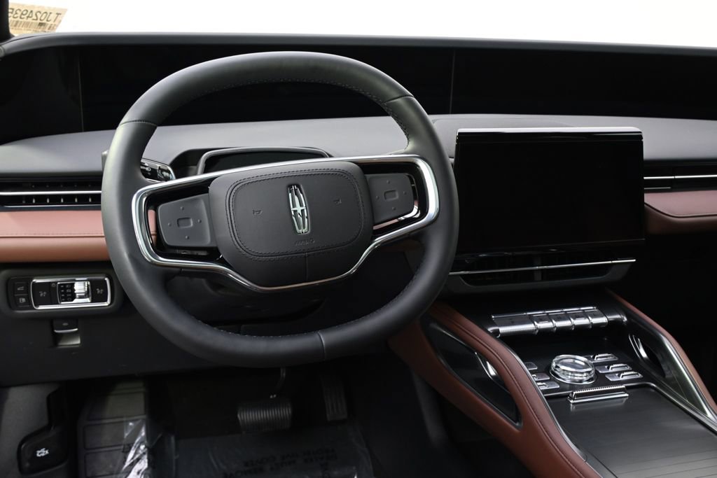 New 2026 Lincoln Nautilus Reserve w/ Jet Appearance Package AWD/4WD image 12