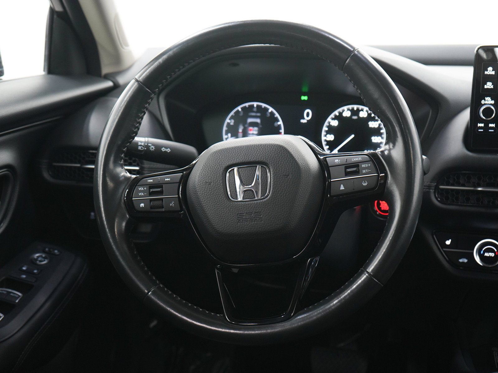 Used 2023 Honda HR-V EX-L image 16
