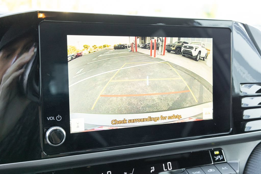 Used 2026 Toyota Camry SE w/ Convenience Package FWD image 18