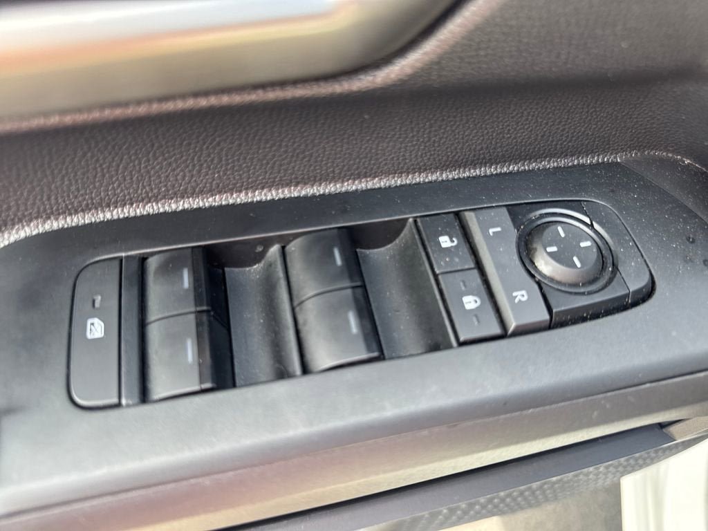 Used 2024 Toyota Tacoma TRD Off-Road AWD/4WD image 18