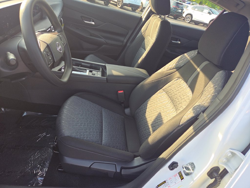 New 2027 Nissan Sentra SV w/ Floor Mat Package FWD image 27