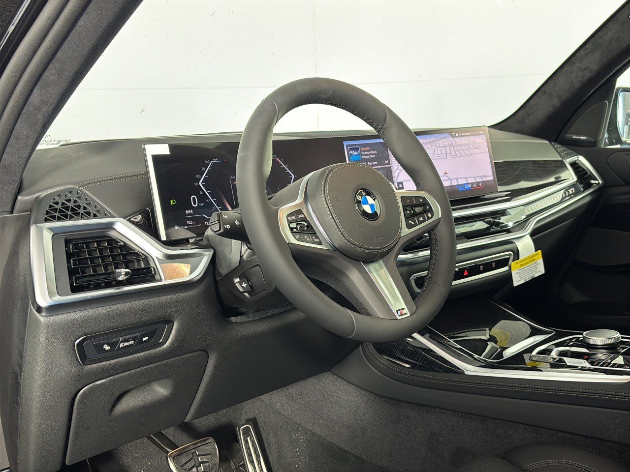 New 2027 BMW X7 xDrive40i w/ M Sport Package AWD/4WD image 4
