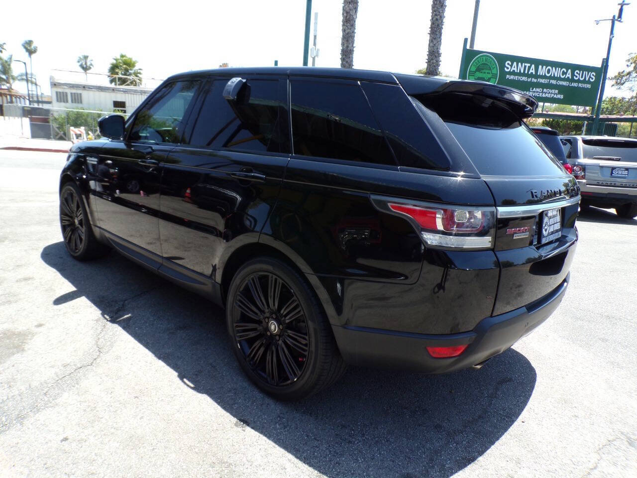 Used 2014 Land Rover Range Rover Sport HSE AWD/4WD image 5