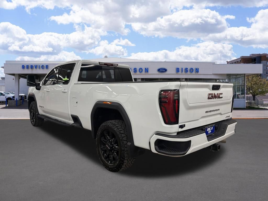 Used 2024 GMC Sierra 3500 AT4 w/ AT4 Premium Plus Package AWD/4WD image 5