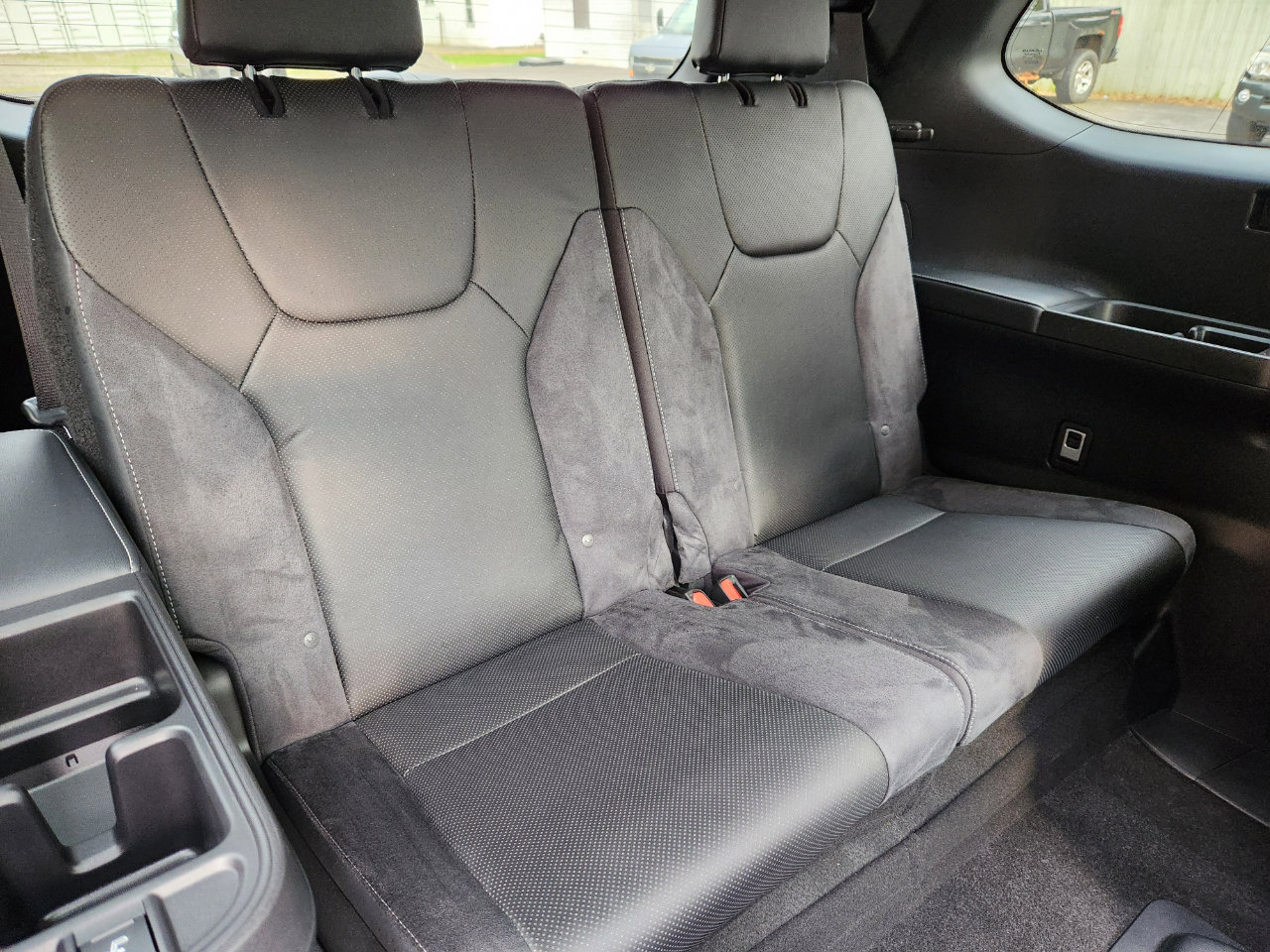 Used 2024 Lexus TX 500h AWD image 13