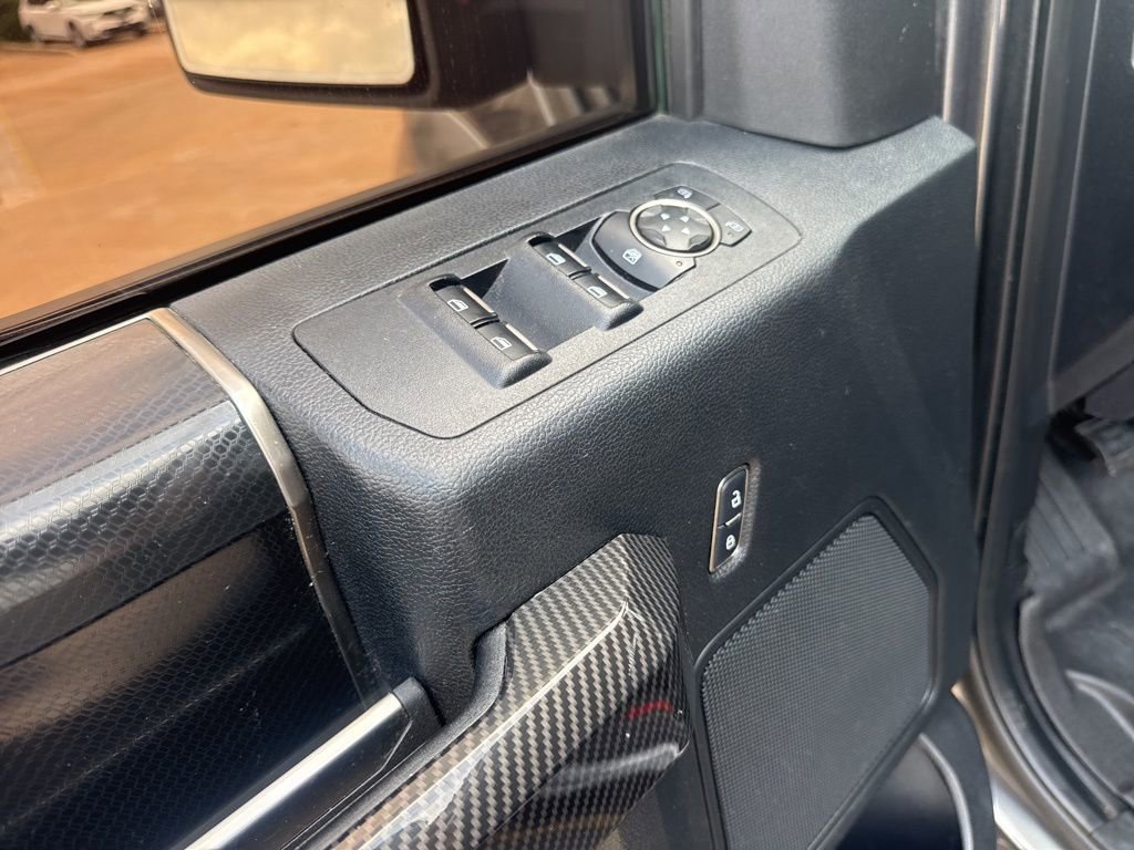 Used 2017 Ford F150 Raptor w/ Equipment Group 801A Mid image 11