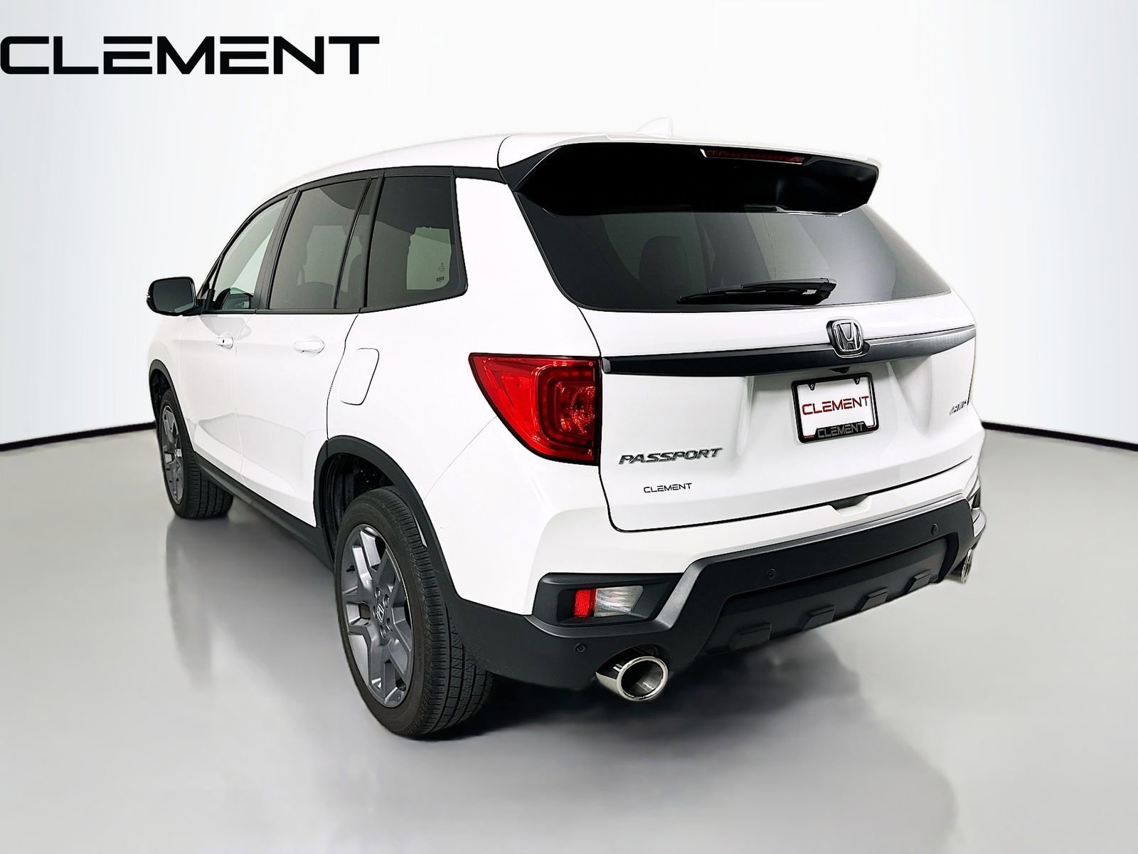 Used 2023 Honda Passport EX-L image 10