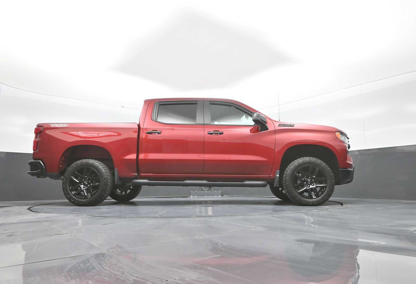 Used 2024 Chevrolet Silverado 1500 LT Trail Boss w/ LPO, Dark Essentials Package AWD/4WD image 40