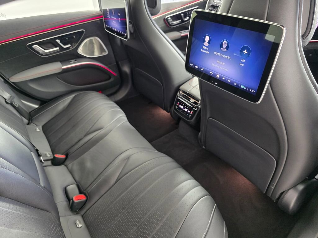 Used 2023 Mercedes-Benz EQS 580 4MATIC Sedan image 29