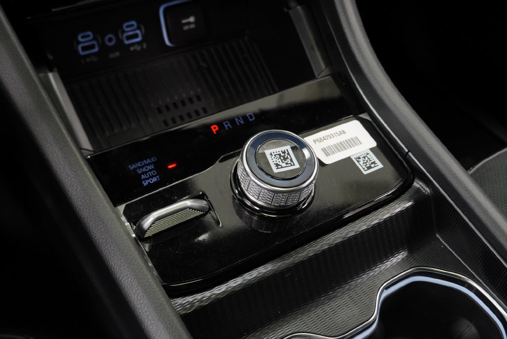 New 2026 Jeep Grand Cherokee Altitude AWD/4WD image 25