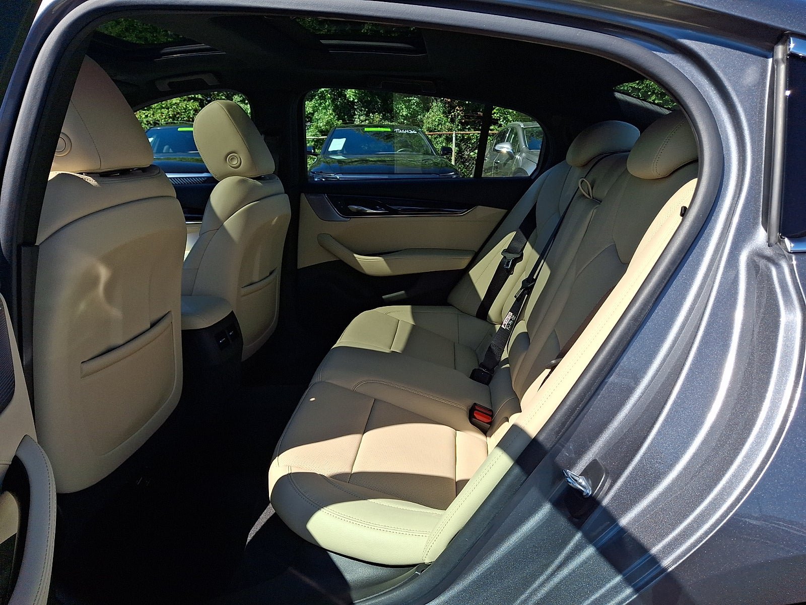 Certified 2022 Cadillac CT5 Premium Luxury AWD/4WD image 23