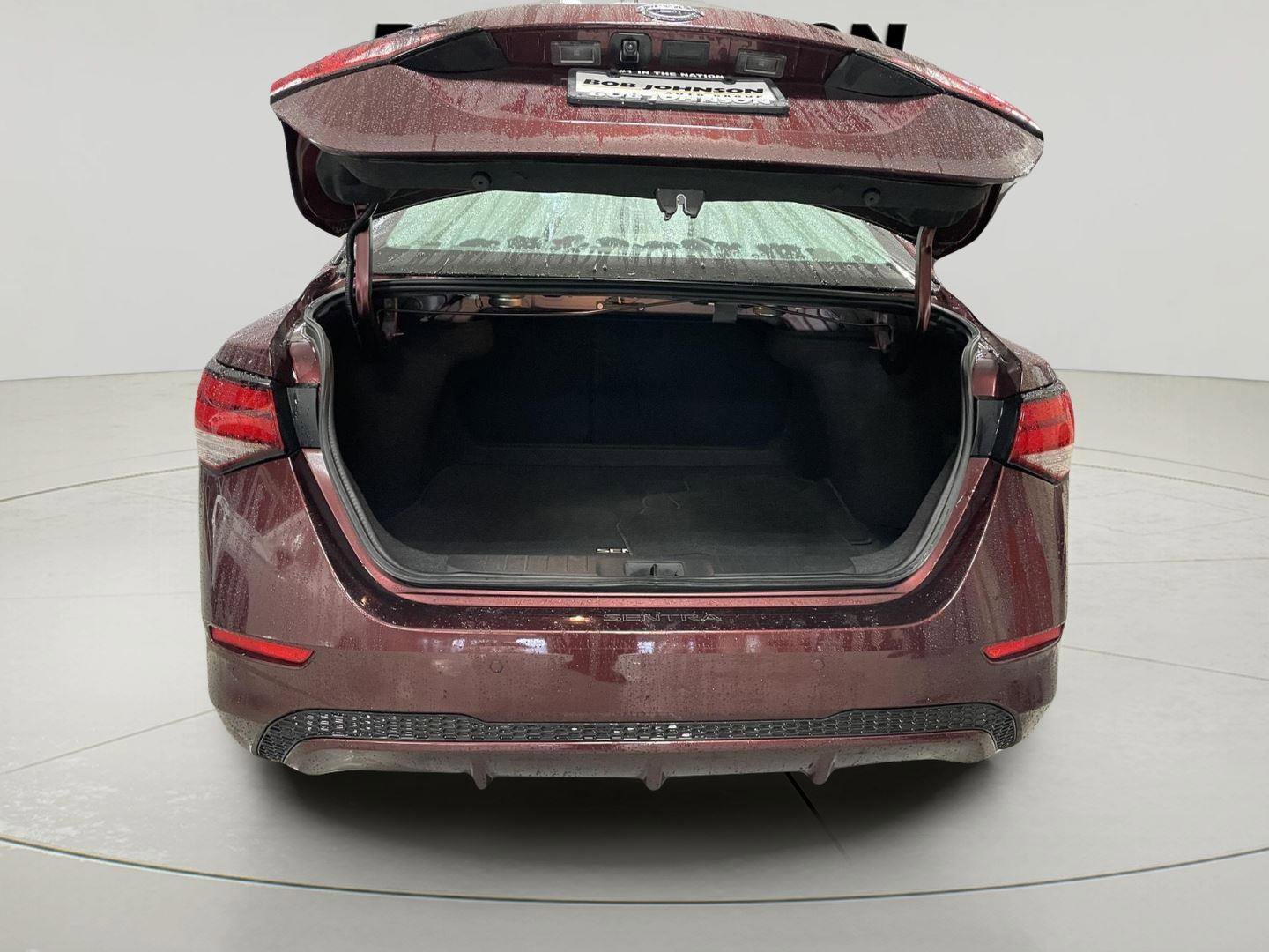 Used 2023 Nissan Sentra SV image 9