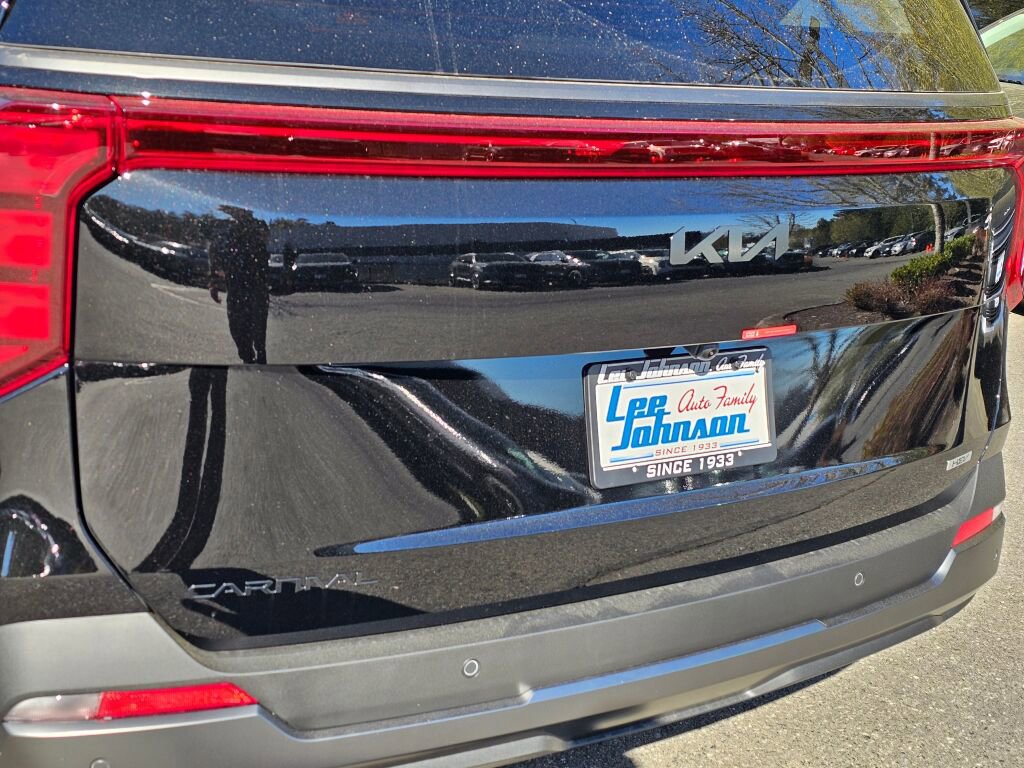 New 2026 Kia Carnival SX image 27