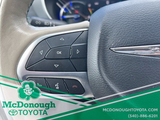 Used 2020 Chrysler Pacifica Limited w/ Advanced Safetytec Group FWD image 31