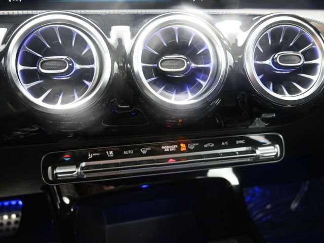 Used 2023 Mercedes-Benz CLA 250 4MATIC image 25