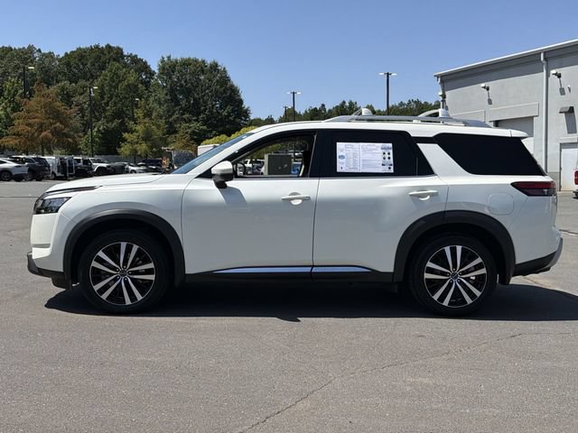Used 2024 Nissan Pathfinder Platinum w/ Cargo Package AWD/4WD image 10