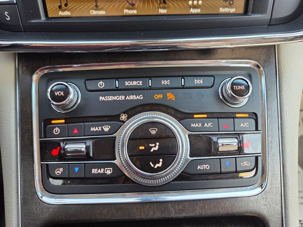 Used 2019 Lincoln Continental Select w/ Continental Climate Package AWD/4WD image 29