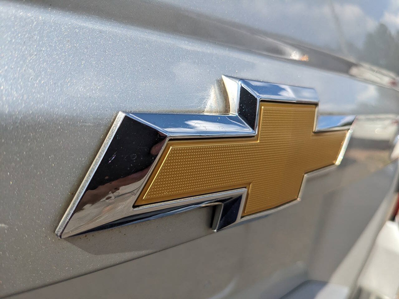 Used 2015 Chevrolet Suburban LT RWD image 30