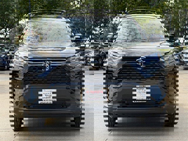 New 2025 Toyota RAV4 XLE image 8