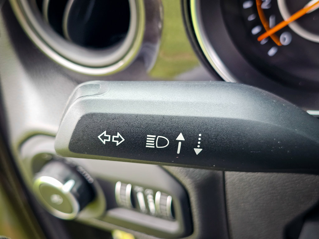 Used 2022 Jeep Wrangler Unlimited Sport AWD/4WD image 16