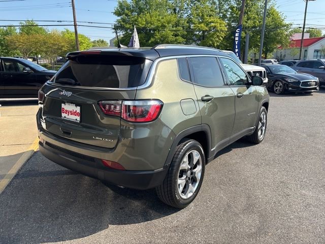 Used 2017 Jeep Compass Limited AWD/4WD image 34