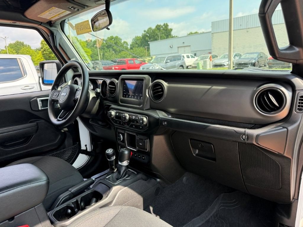 Used 2022 Jeep Gladiator Sport AWD/4WD image 21