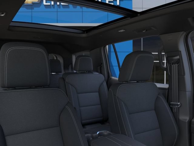New 2027 Chevrolet Traverse LT w/ Sun and Wheel Package FWD image 24