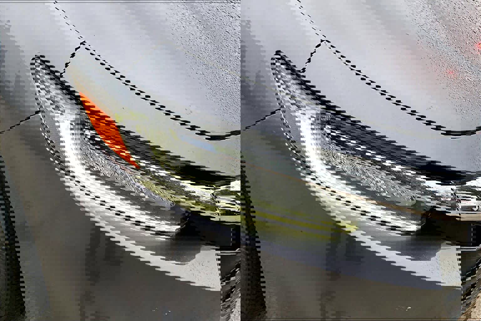 Used 2021 Honda Insight EX image 25