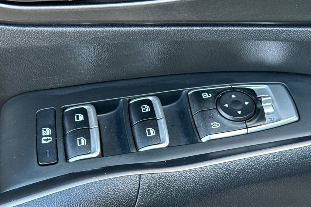 Used 2022 Kia Sorento S image 15