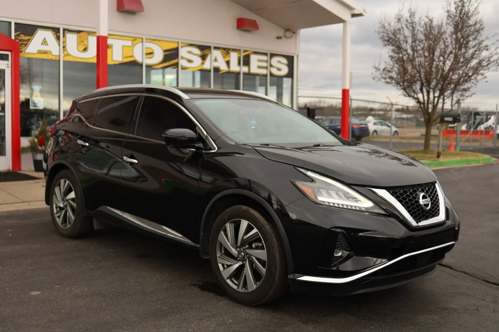 Used 2019 Nissan Murano SL w/ Cargo Package FWD image 3