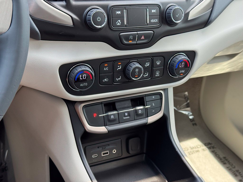 Used 2023 GMC Terrain Denali AWD/4WD image 35