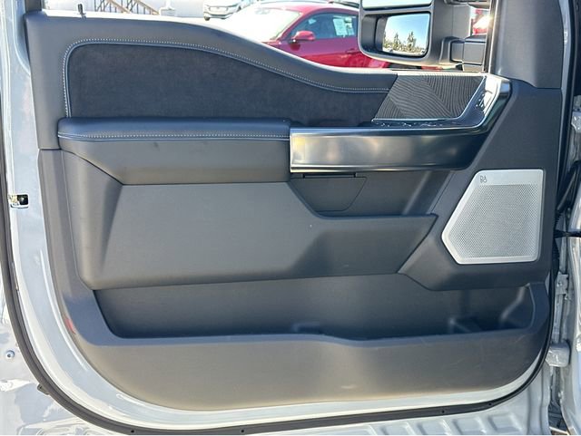 New 2025 Ford F350 Platinum w/ FX4 Off-Road Package image 36