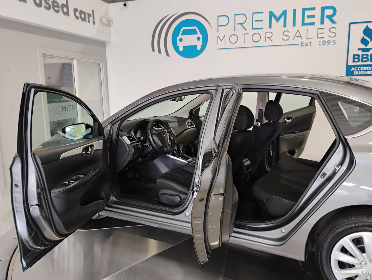 Used 2017 Nissan Sentra S image 5