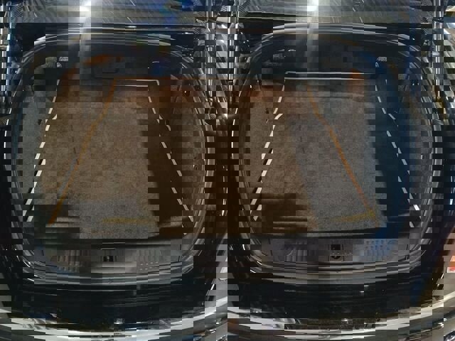 Used 2015 Bentley Flying Spur V8 image 15