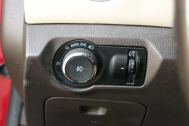 Used 2013 Chevrolet Cruze LT w/ RS Package FWD image 12