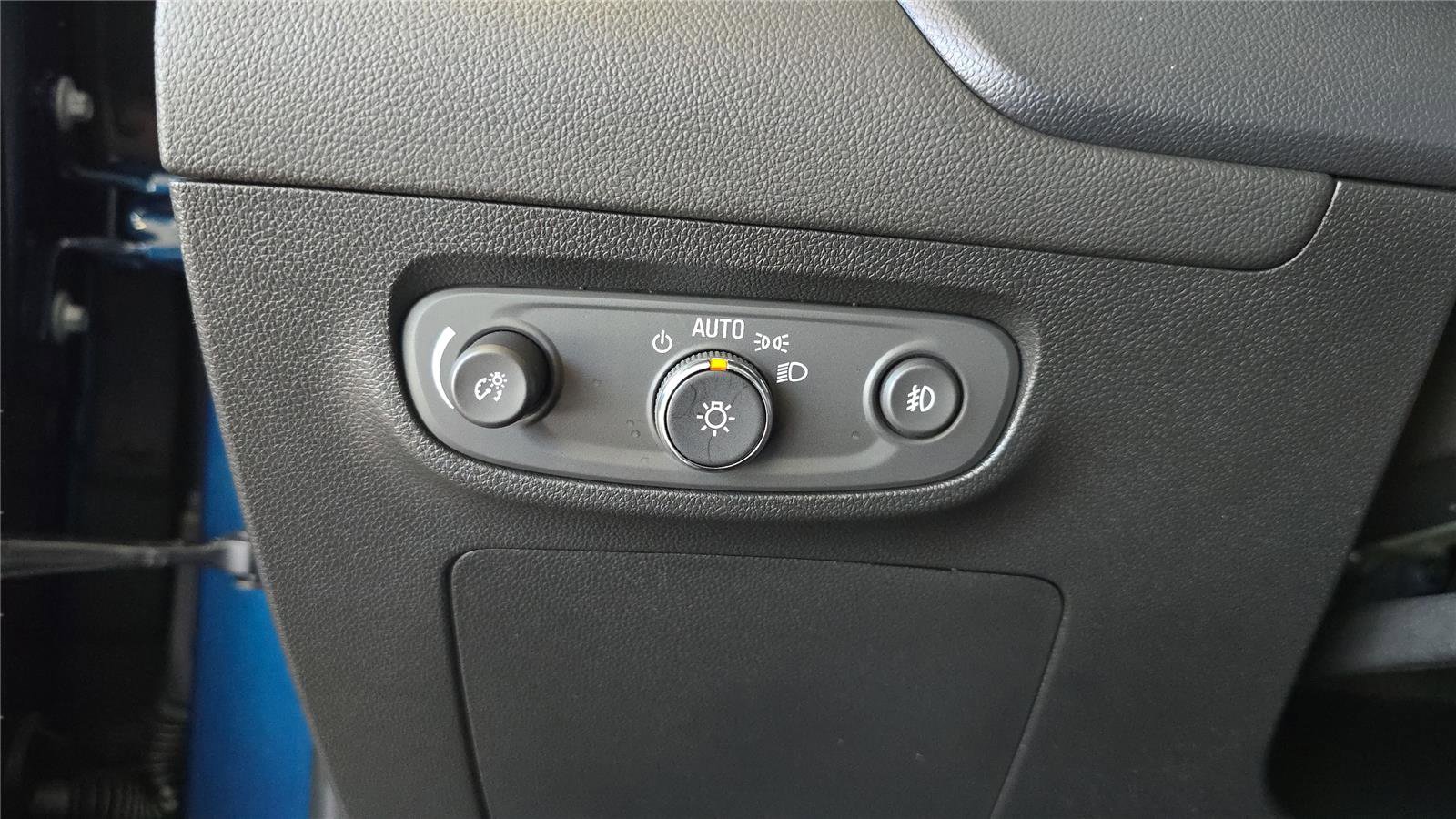 Used 2021 Buick Encore GX Preferred FWD image 24