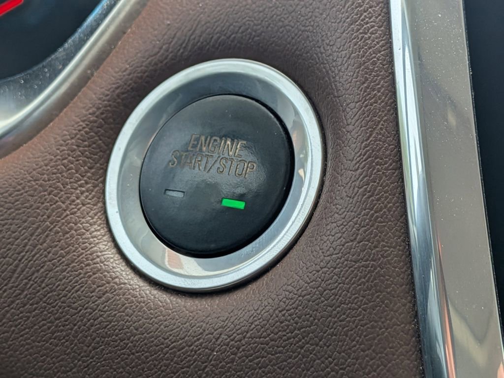 Used 2018 Chevrolet Traverse High Country AWD/4WD image 31