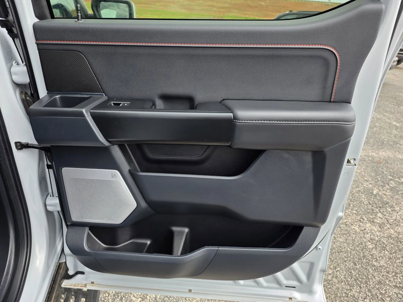 Used 2025 Ford F150 Raptor image 14