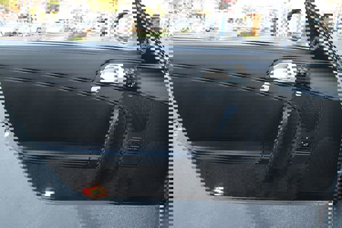 Used 2005 Porsche 911 Carrera image 36