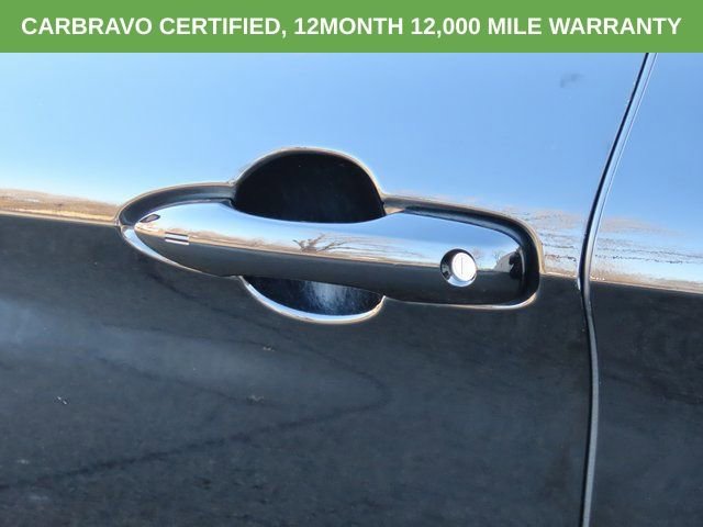 Used 2021 Toyota Avalon XSE image 21