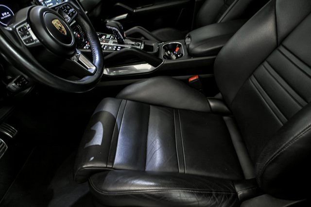 Used 2020 Porsche Cayenne Turbo image 11